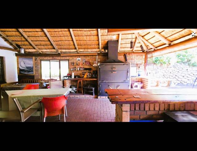 4 BEDROOM HOUSE FOR SALE IN PANORAMA